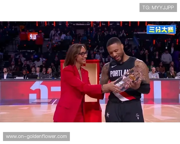 利拉德伤愈复出三分大赛夺冠,追平伯德历史三冠纪录 利拉德伤愈复出三分大赛夺冠,追平伯德历史三冠纪录